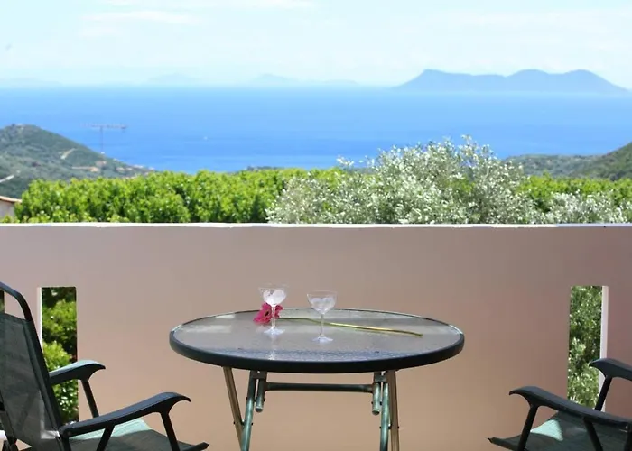 Charming In Lefkada With Private Pool Сивота